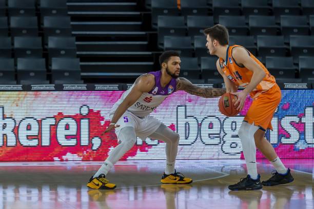 员出现在这 员出现在这