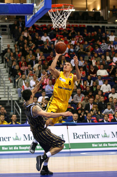 传奇背后的 传奇背后的